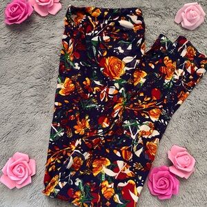 LuLaRoe Watercolor Rose Tall & Curvy Leggings